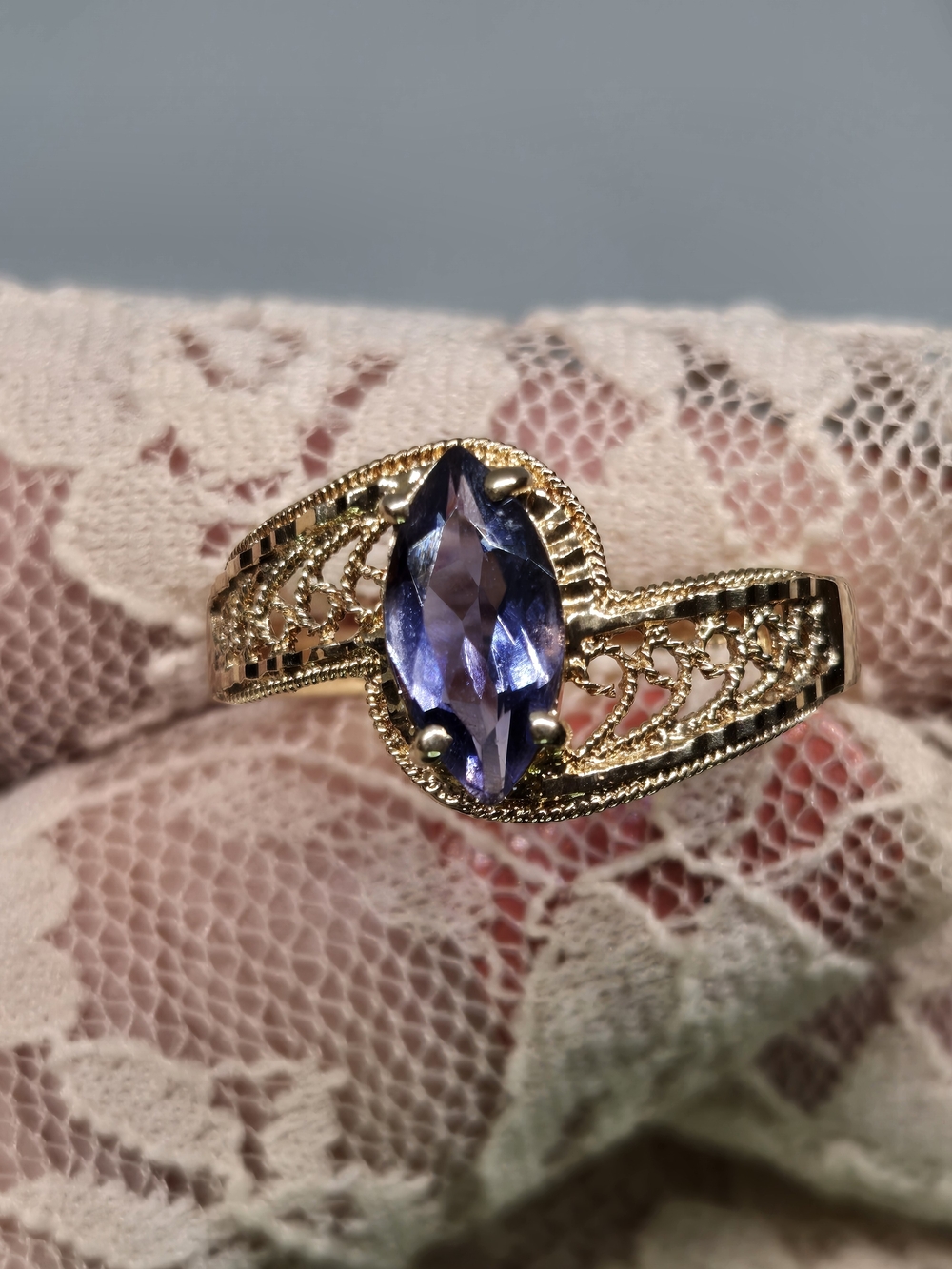 10K Solid Yelliw Gold Filigree Ring with Iolite Marquise Gemstone